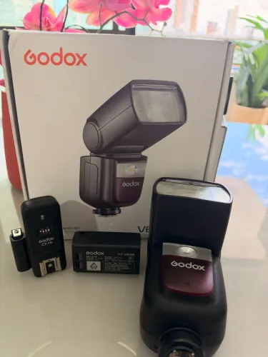 Flash a bateria GODOX V860iii Hss Para câmera Sony
