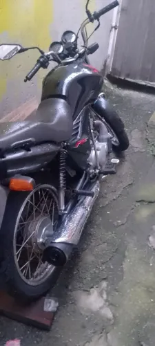 moto Fan KS 2010 125 tá tudo funcionando perfeitamente doc atrasado