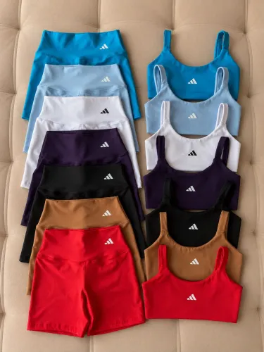 Conjunto adidas 