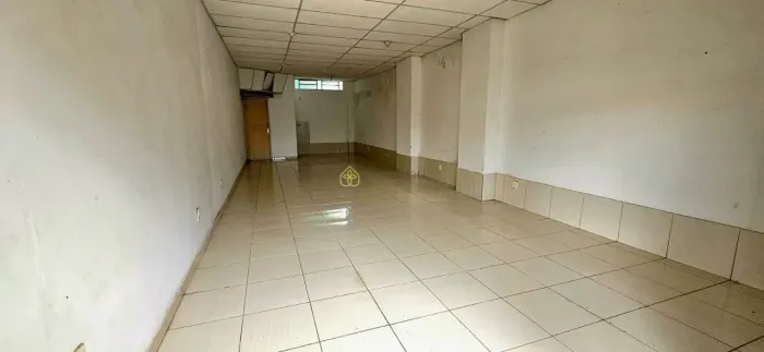 Loja de 58,84m² de frente à rua à venda, Vila Julieta, Resende, RJ