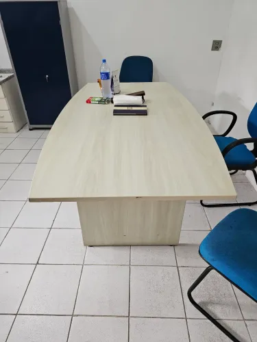 Linda Mesa de reuniões