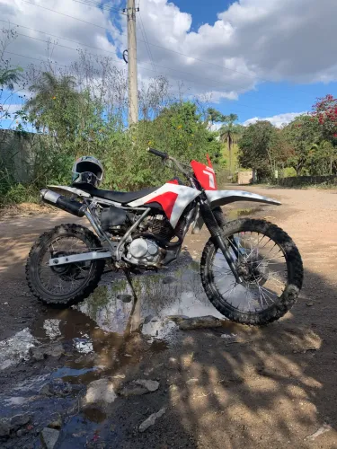Moto de trilha