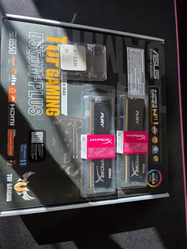 KIT AM4 Ryzen 7 5700x B550M Asus Tuf 2X8GB DDR4 3200 Hyperx tudo novo lacrado.