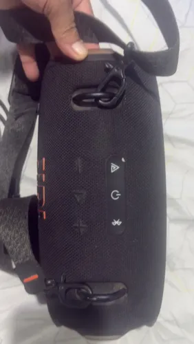 JBL xtreme 4 original ( não liga )