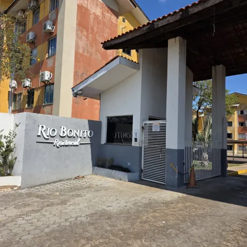 Vende-se Apartamento na Av. Jatuarana