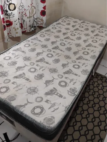 Cama solteiro 
