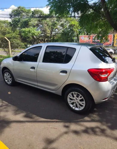 Renault Sandero Life Flex 1.0 12V 5P Mec. 2020