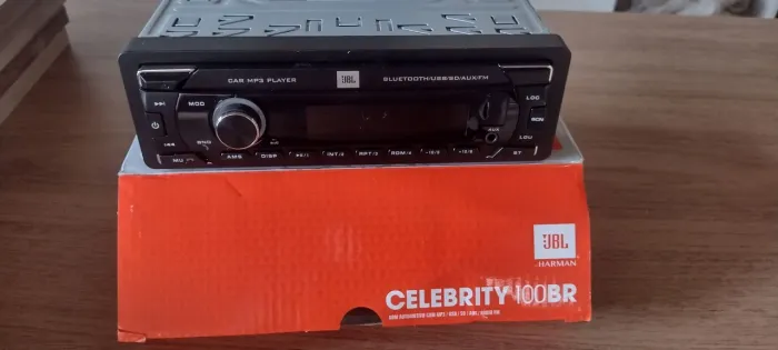 Rádio MP3 JBL celebrity100 novo