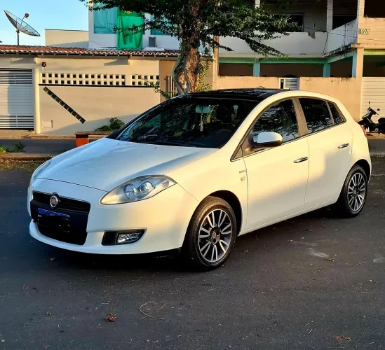 Fiat Bravo Essence Dualogic 1.8 Flex 16V 5P 2013