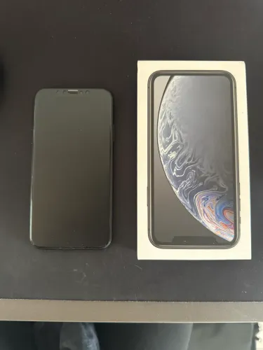 iPhone XR