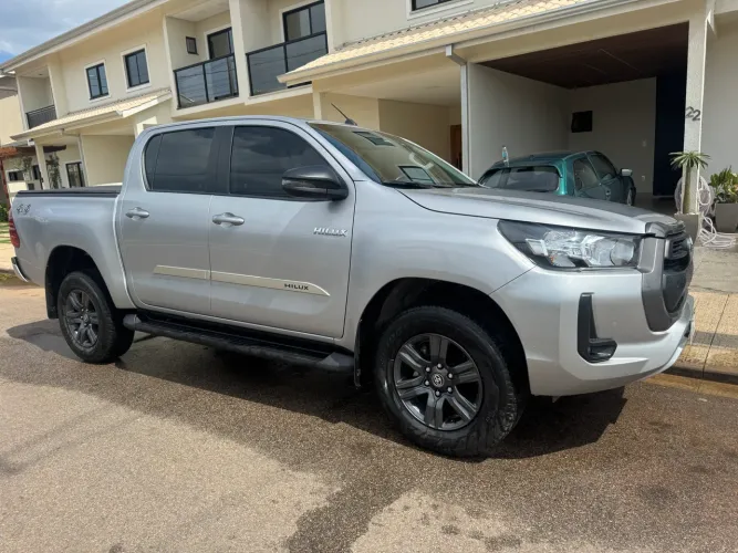 Toyota Hilux CD SR 4X4 2.8 TDI Diesel Aut. 2025
