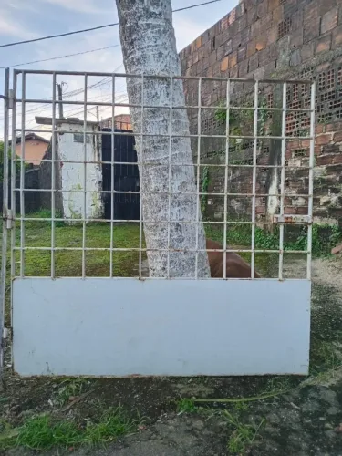 Vende-se portão