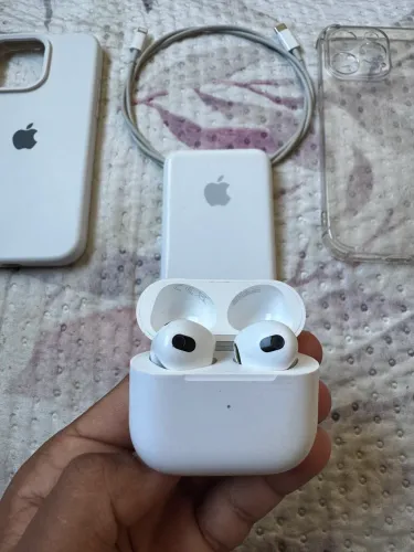 acessórios originais da Apple sem utilidade para mim.