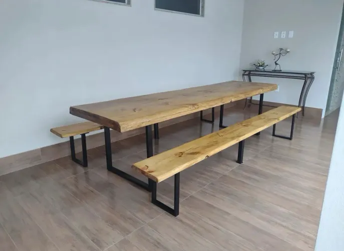Mesa rústica