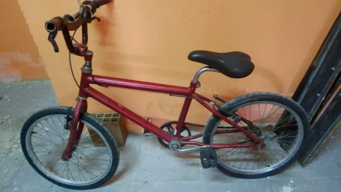 BICICLETA ESTILO BMX