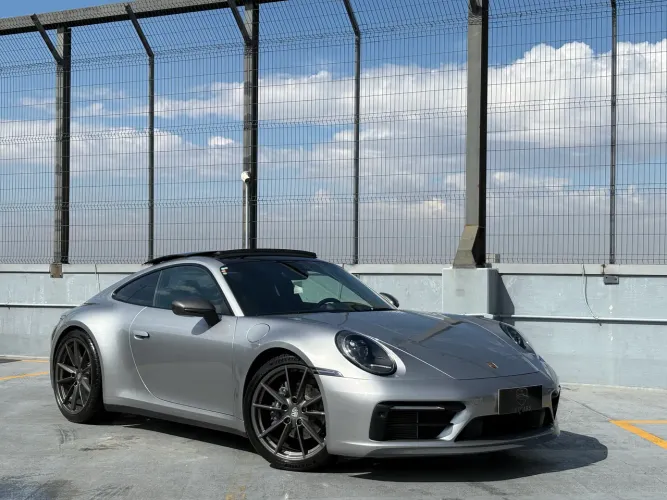 Porsche 911 Carrera T 3.0 370cv 2024