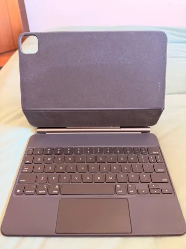 Magic Keyboard Apple