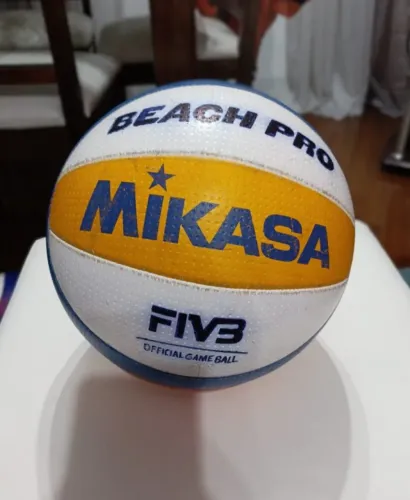 Bola Volei De Praia Mikasa BV550C FIVB