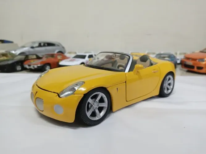 Miniatura Pontiac Solstice 2006 1/24 Maisto #le305