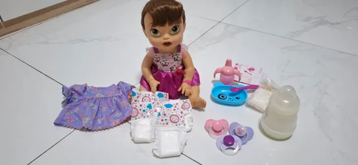 Baby Alive Hora de Comer Morena