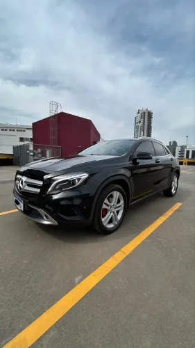 Mercedes-Benz GLA 200 Adv. 1.6/1.6 TB 16V Flex Aut. 2016