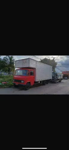 Caminhão Mercedes