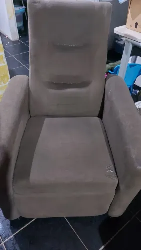 Poltrona Reclinável Confortável e Elegante