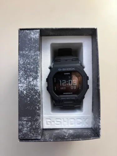 Relógio Casio G-Shock Sports GBD-200-1DR Contador de Passos Bluetooth