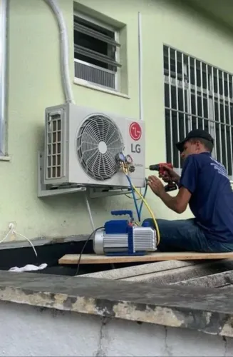 Instalação e manutenção de ar condicionado 