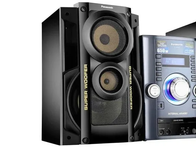 SOM PANASONIC 650w rms - BLUMENAU
