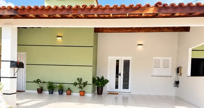 Casa Reformada Super Ampla na Regiao da Cohama