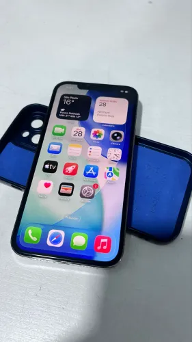 IPhone 12 Pro Max 256GB com Tela OLED 6,7- (Sem Face ID).