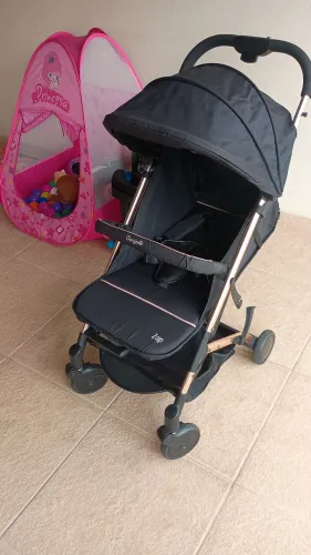 Carrinho Bebê Burigotto ZAP com bebe conforto e base 
