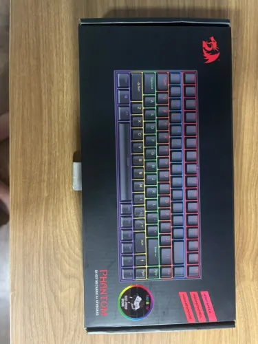 Teclado Mecânico Redragon Phantom RGB 84 Teclas