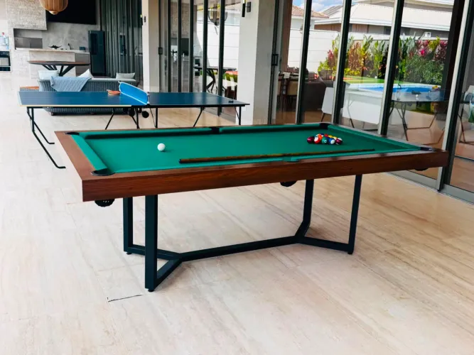 Mesa de bilhar e jantar de luxo