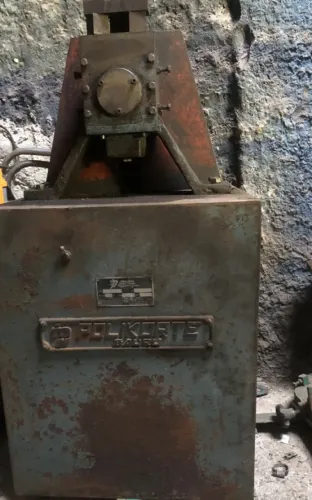 Rebarbadeira de arame 