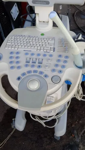 Maquina de ultrasom leia o anuncio
