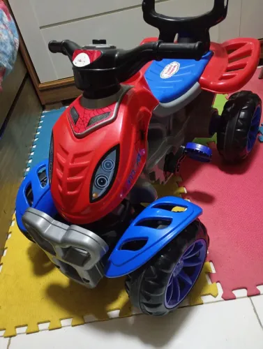 Motocicleta de brinquedo 