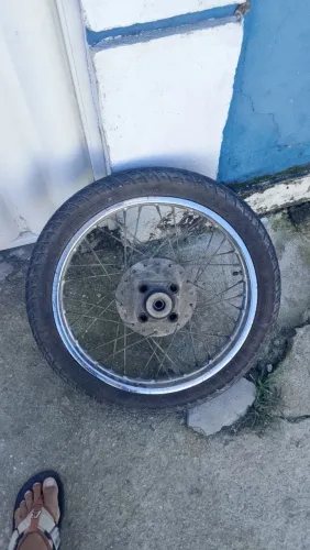Vendo roda raiada da fan 125