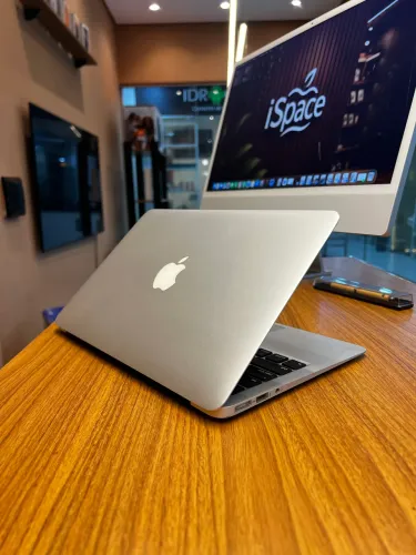 Vendo ou troco MacBook Air 2012 256gb