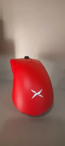 Mouse Delux m900 pro 8k hz seminovo