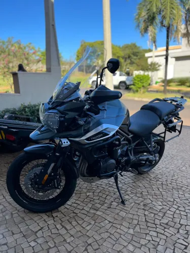 TRIUMPH TIGER 1200 XCA 2018 - 14.800 KM - ESTADO DE ZERO - COR VERDE