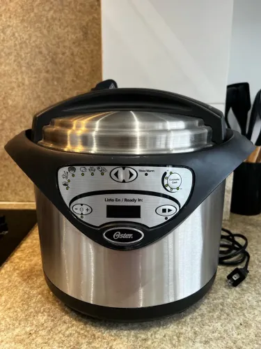 Panela de pressão elétrica Oster 5L
