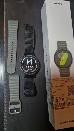 amsung Galaxy Watch 7 44mm (Como Novo) + 3 Pulseiras e Caixa
