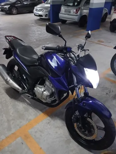 cb 300