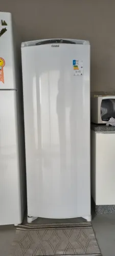 Freezer Vertical Consul 246 litros - excelente estado