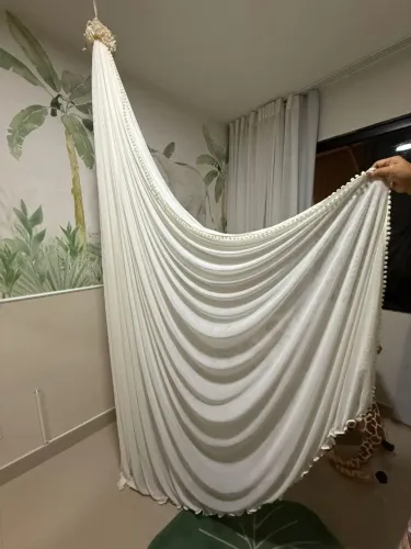 Mosquiteiro de Teto em Tule de Malha Off White
