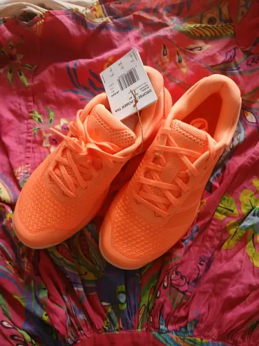 Adidas Dropset 4 NOVO, NUNCA USADO feminino