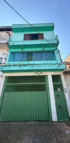 Sobrado com 2 dormitórios à venda, 220 m² por R$ 580.000,00 - Jardim Yone - Ferraz de Vasc