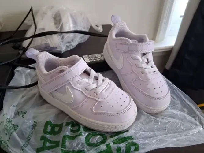 Tenis Nike infantil lilas tam us 8C (Br 24)